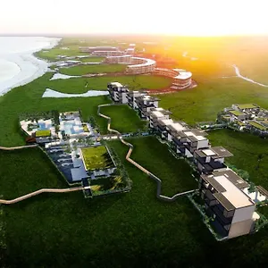 5* Hotel Etereo, Collection